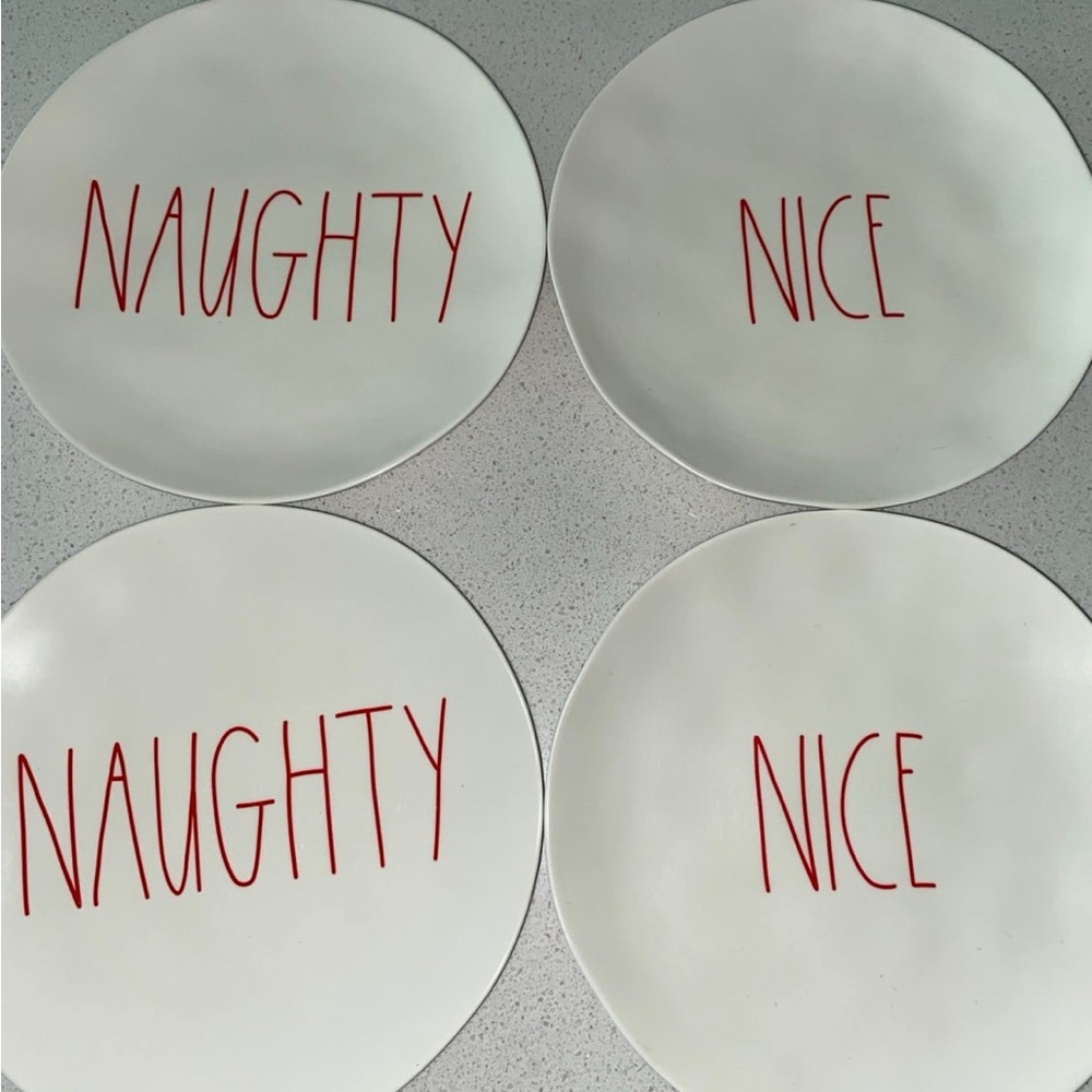 RAE DUNN 8” MELAMINE CHRISTMAS 4 SNACK PLATES